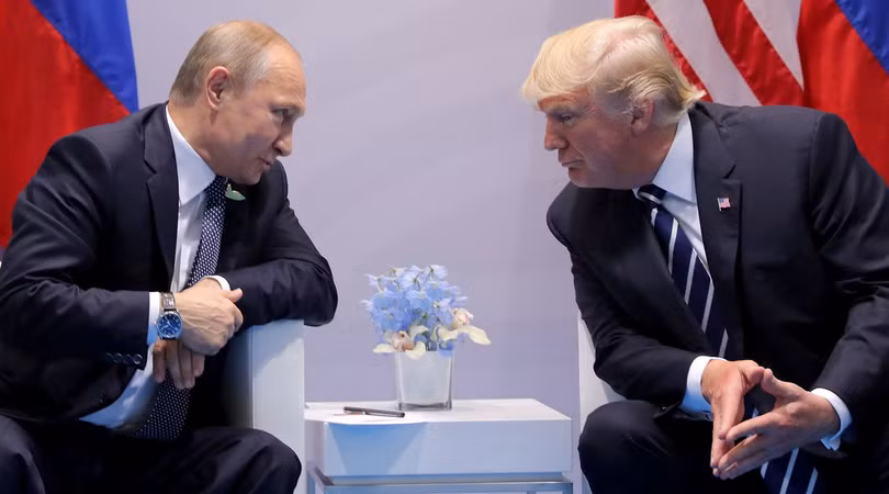Cuộc gặp kéo dài hơn 2 giờ liên tiếp giữa tổng thống Mỹ Donald Trump và tổng thống Nga Vladimir Putin