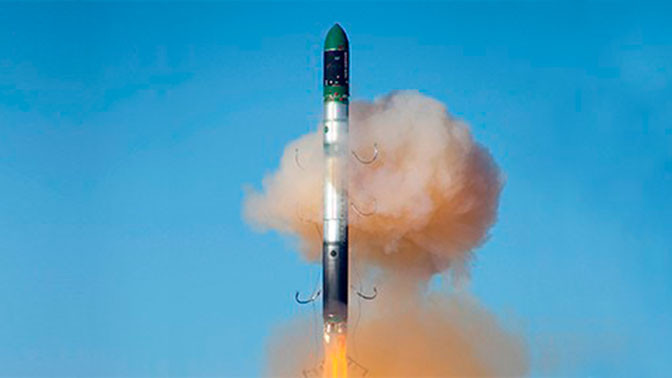 Ukraine “xẻ thịt” máy bay chiến lược, bán tháo công nghệ tên lửa ảnh 5