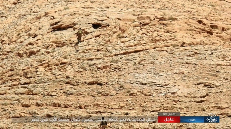 Quân đội Syria bất ngờ hứng thất bại trước IS tại Homs ảnh 7