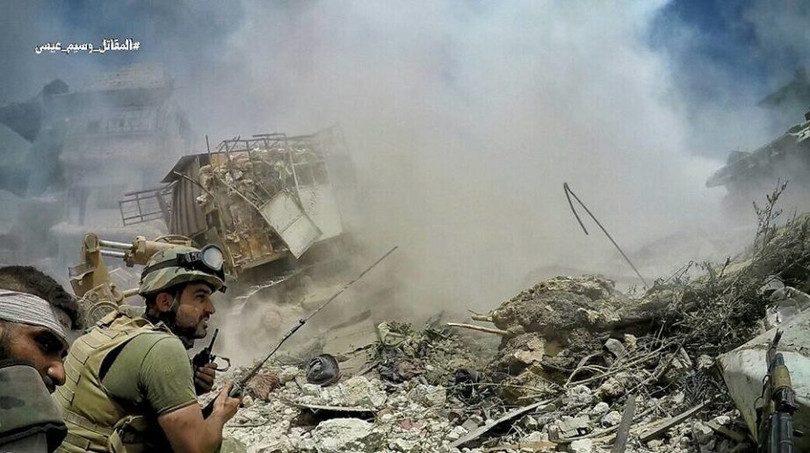 Quân đội Syria tấn công dữ dội phe thánh chiến cố thủ đông Damascus ảnh 8