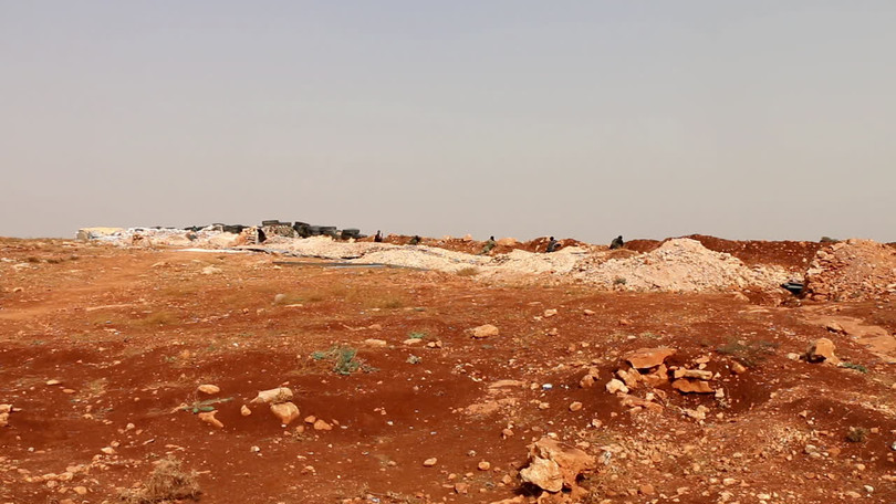 Chiến tuyến tỉnh Idlib, vũ khí hạng nặng đã bị rút khỏi lực lượng FSA do Thổ Nhĩ Kỳ hậu thuẫn. Ảnh minh họa: Masdar News.