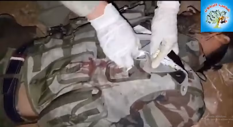 Một chiến binh Quân đội Syria tự do bị diệt ở Afrin, Aleppo. Ảnh minh họa: Wrath of Olives.