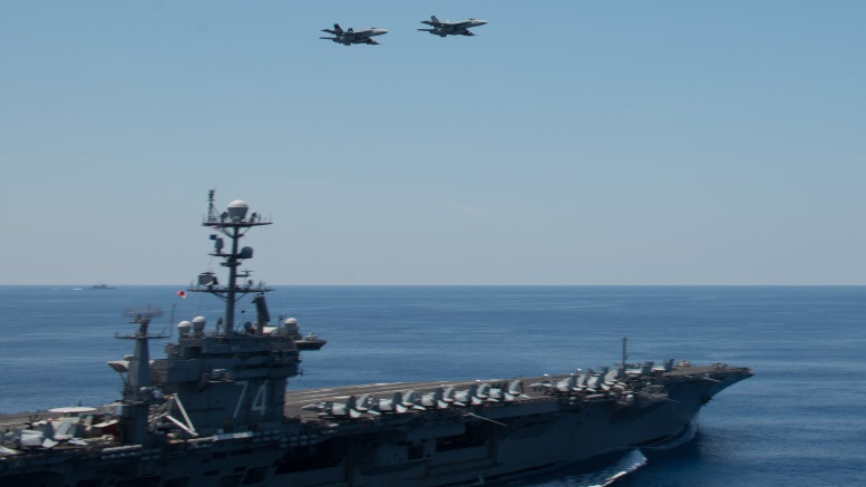Cụm tác chiến tàu sân bay Stennis trên Biển Đông