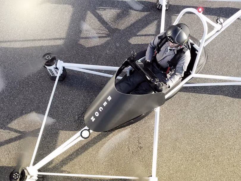 Chuyến bay thử nghiệm bao gồm cất cánh, bay lơ lửng và một loạt các thao tác. Ảnh E&amp;T