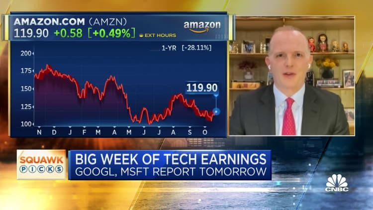 Nhà phân tích Daniel Flax thuộc công ty quản lý đầu tư tư nhân Neuberger Berman. Ảnh CNBC.