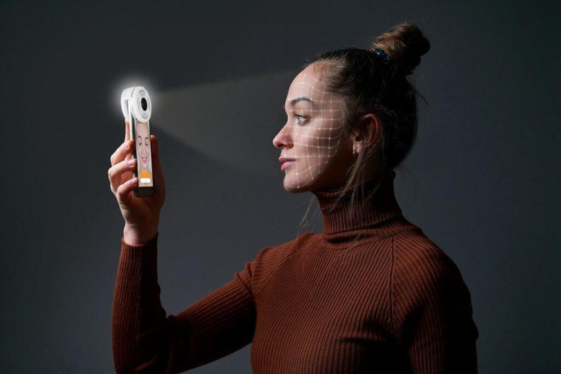 Thiết bị thu ảnh để phân tích màu và sức khỏe da của Chowis. Ảnh AsiaTechDaily Thiết bị thu ảnh để phân tích màu và sức khỏe da của Chowis. Ảnh AsiaTechDaily