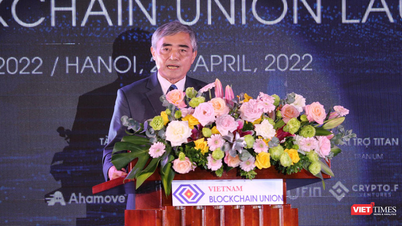 Ông Nguyễn Minh Hồng, Chủ tịch Hội Truyền thông số Việt Nam, nguyên Thứ trưởng Bộ TT&TT phát biểu tại sự kiện. Ảnh: Văn Lâm Ông Nguyễn Minh Hồng, Chủ tịch Hội Truyền thông số Việt Nam, nguyên Thứ trưởng Bộ TT&TT phát biểu tại sự kiện. Ảnh: Văn Lâm