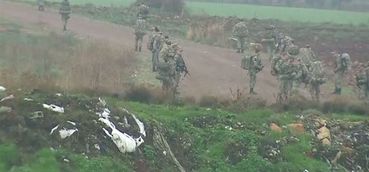 Syria giữa bầy sói: Thổ Nhĩ Kỳ tuyên chiến với người Kurd, Mỹ dàn trận hiểm ảnh 2