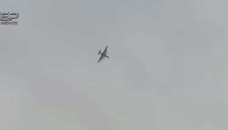 Không quân Nga không kích dữ dội chiến tuyến của HTS ở Idlib - ảnh minh họa Muraselon