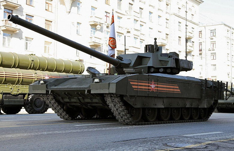 Xe tăng T-14 Armata trên quảng trường Đỏ - ảnh minh họa TV Zvezda
