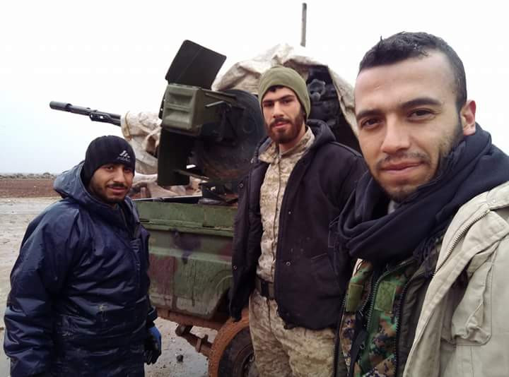 Quân đội Syria ồ ạt chiếm loạt cứ địa, khủng bố bắt đầu tháo chạy ở Idlib ảnh 3