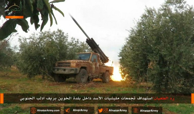 “Hổ Syria” đè bẹp địch đoạt hàng chục cứ địa, khủng bố công khai sử dụng vũ khí hóa học ảnh 7