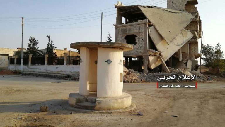 “Hổ Syria” đè bẹp địch đoạt hàng chục cứ địa, khủng bố công khai sử dụng vũ khí hóa học ảnh 1