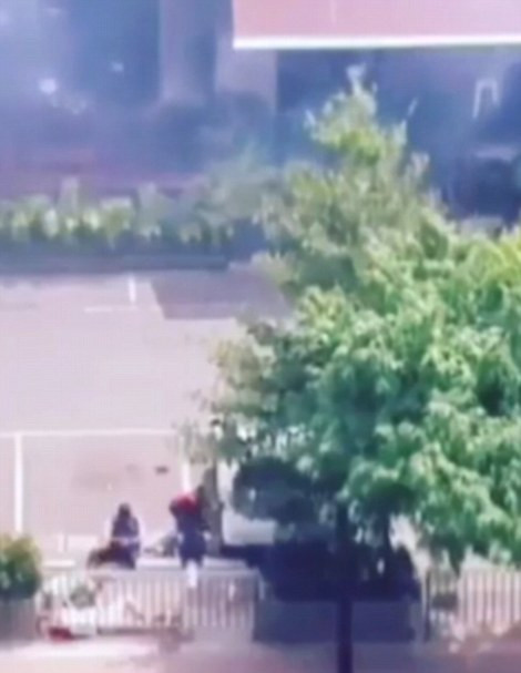 IS nhận trách nhiệm đánh bom kép kinh hoàng ở Indonesia ảnh 5