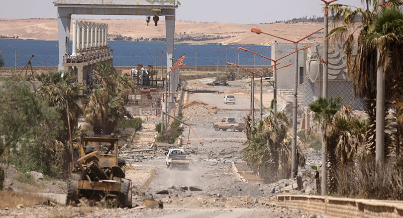 Lực lượng dân quân người Kurd tiến hành cuộc tấn công trên hướng Raqqa