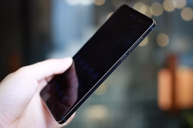 'Mở hộp' Nokia 6 đầu tiên về Việt Nam