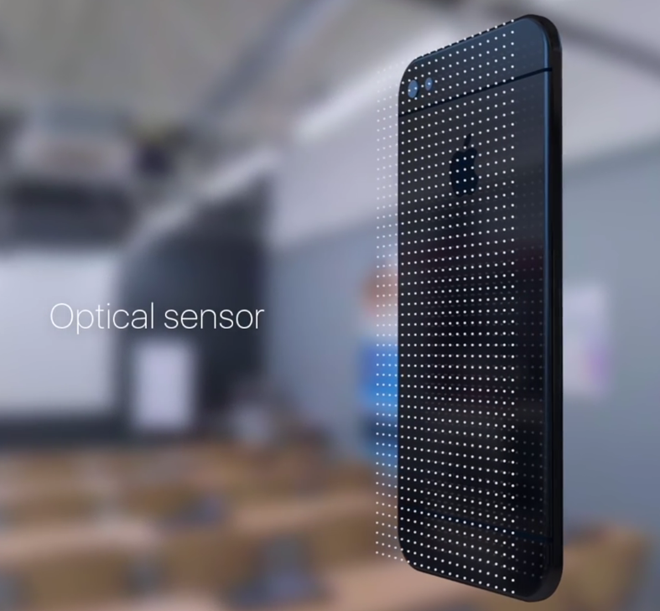 Để có được tính năng này, mặt sau của ý tưởng iPhone 8 được tích hợp những cảm biến quang học trên khắp bề mặt. Chúng đóng vai trò như các camera ghi nhận thông tin hình ảnh phía sau và hiển thị trên nền giao diện iOS.