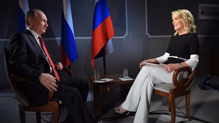 Phóng viên Megyn Kelly phỏng vấn Tổng thống Nga Vladimir Putin