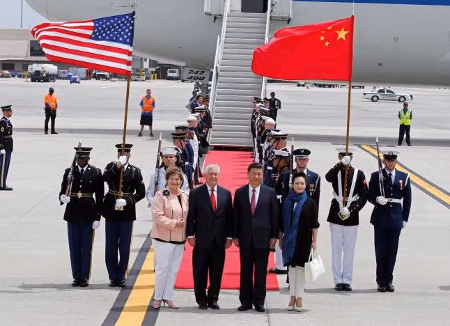 Đón đoàn tại sân bay quốc tế Palm Beach