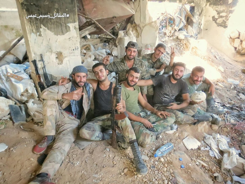 Quân đội Syria tấn công sào huyệt thánh chiến ngoại vi Damascus ảnh 8