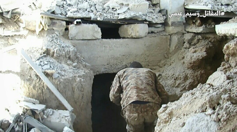 Tên lửa, thiết giáp Syria vào trận tấn công phiến quân cố thủ ven Damascus (video) ảnh 8