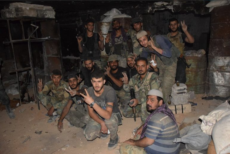 Khốc liệt cuộc chiến đường hầm ngoại ô Damascus, Syria (video) ảnh 6