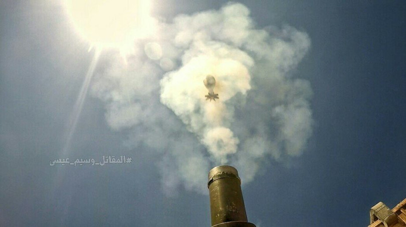 Tên lửa, thiết giáp Syria vào trận tấn công phiến quân cố thủ ven Damascus (video) ảnh 6