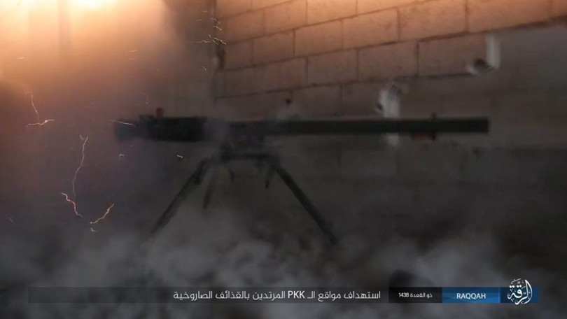 Sắp bại vong, IS ngoan cố tử thủ tại hang ổ Raqqa (video) ảnh 2