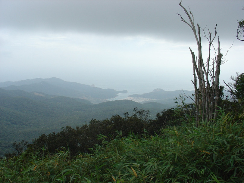Núi Chúa - nơi ba chiếc Su-27 phi đội 