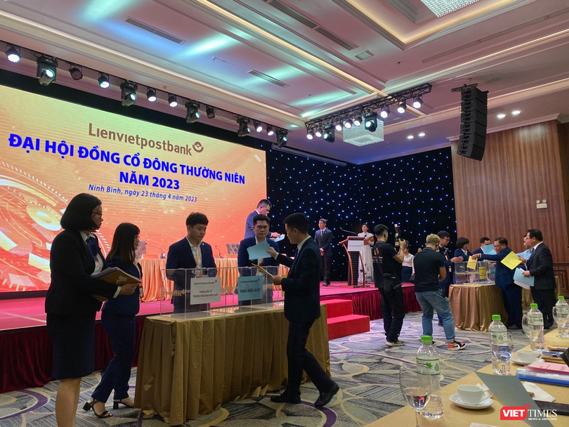 AGM 2023 LienVietPostBank: Chốt đổi tên LPBank, tự tin lãi 6.000 tỉ đồng ảnh 22