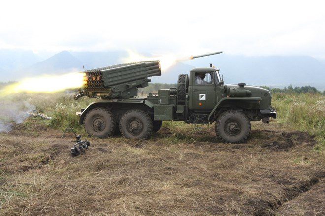 Uy lực khủng khiếp của pháo phản lực bắn loạt “Tornado - G“ ảnh 2