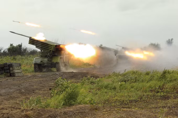 Tổ hợp pháo phản lực "Tornado -G"