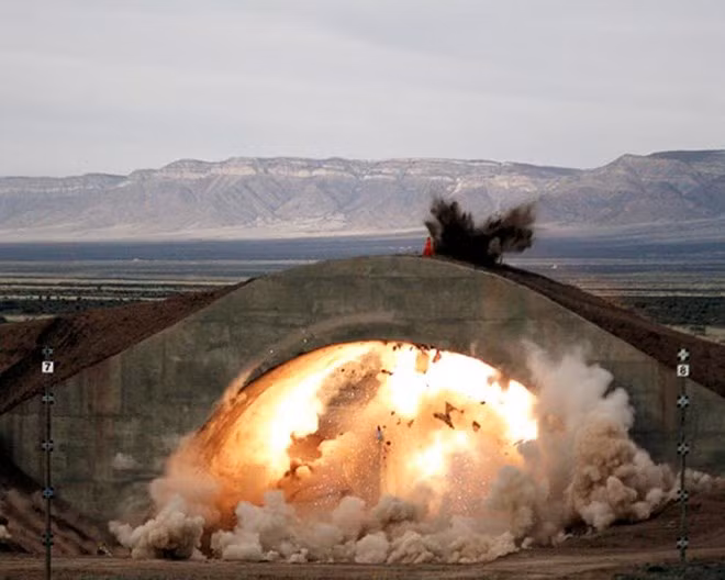 Sức mạnh khủng khiếp của vũ khí phi hạt nhân Nga ảnh 2 Sức mạnh khủng khiếp của vũ khí phi hạt nhân Nga ảnh 2