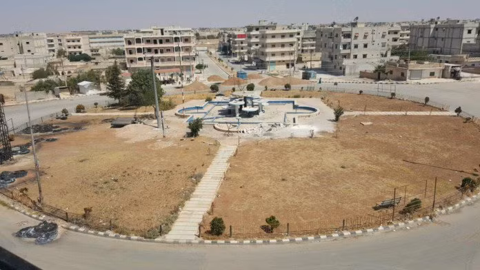 Thành phố Manbij sạch bóng IS