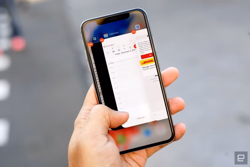 Cài đặt ứng dụng di động ngày càng dễ dàng. Ảnh: Engadget