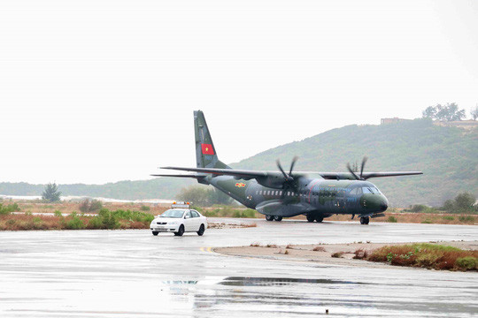 Đặc công Việt Nam diệt khủng bố giải cứu máy bay bị cướp ảnh 2