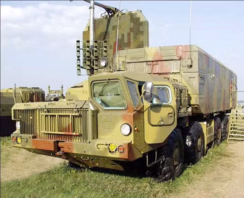 Đài điều khiển chiến đấu (PBU) 54K6Е2 (otvaga2004.ru)