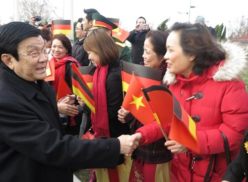 Máy bay chiến đấu hộ tống đoàn Chủ tịch nước Trương Tấn Sang thăm Đức ảnh 10