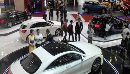 Bất chấp thuế, phí cao, người Việt vẫn chi 2,6 tỷ USD nhập xe ô tô nguyên chiếc, bằng kim ngạch cả hai năm trước đó cộng lại. (Ảnh minh họa).