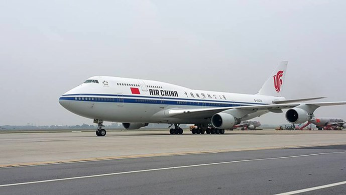 Ông Tập Cận Bình phát biểu gì khi tới sân bay Nội Bài? ảnh 1