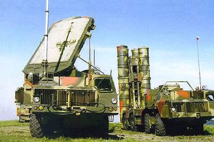 Hệ thống tên lửa phòng không S-300PMU-1 (dokwar.ru)