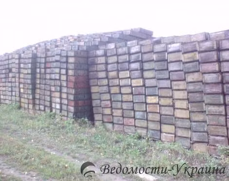 Ukraine: Hàng loạt kho vũ khí “bỗng dưng phát nổ” ảnh 2