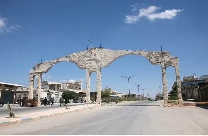 Cửa ngõ vào thị trấn Taibat Al-Imam sau giải phóng