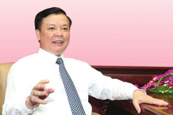 Bộ trưởng Đinh Tiến Dũng