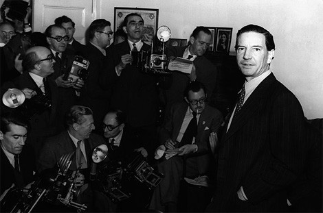 Kim Philby (ngoài cùng, bên phải). Ảnh: Corbis
