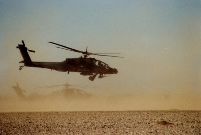 Chiến dịch Bão táp Sa mạc đánh Iraq 25 năm trước ảnh 1