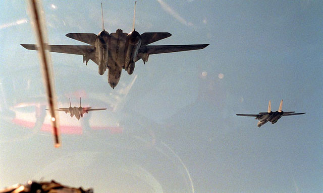 Máy bay liên quân bay trên bầu trời Iraq, ngày 2/2/1991 (wikipedia)