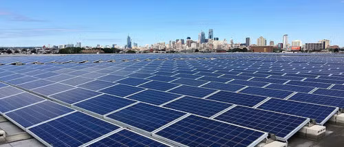  2.003 tấm pin Mặt Trời, cho công suất hơn 500kW