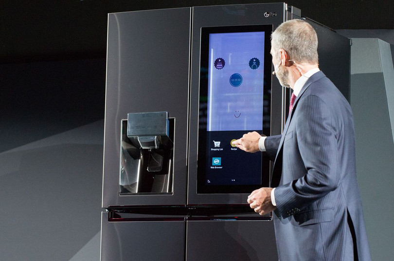 Những sản phẩm đắt tới mức “không tưởng” tại CES 2017 ảnh 6