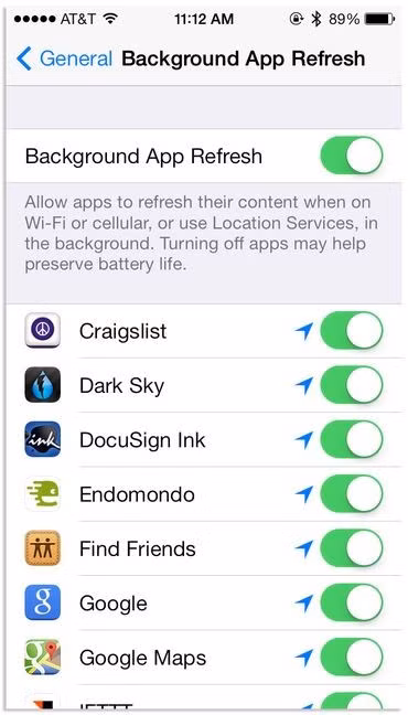 Tắt các làm mới các ứng dụng trong nền sẽ giúp tiết kiệm pin triệt để. Ảnh:Cnet.